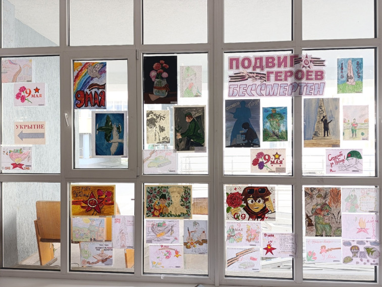 Конкурс рисунков "Великий твой подвиг, солдат".